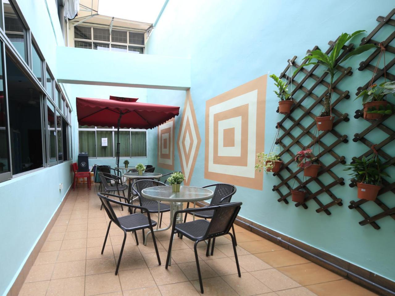 Hostel Spacepod@lavender Singapore