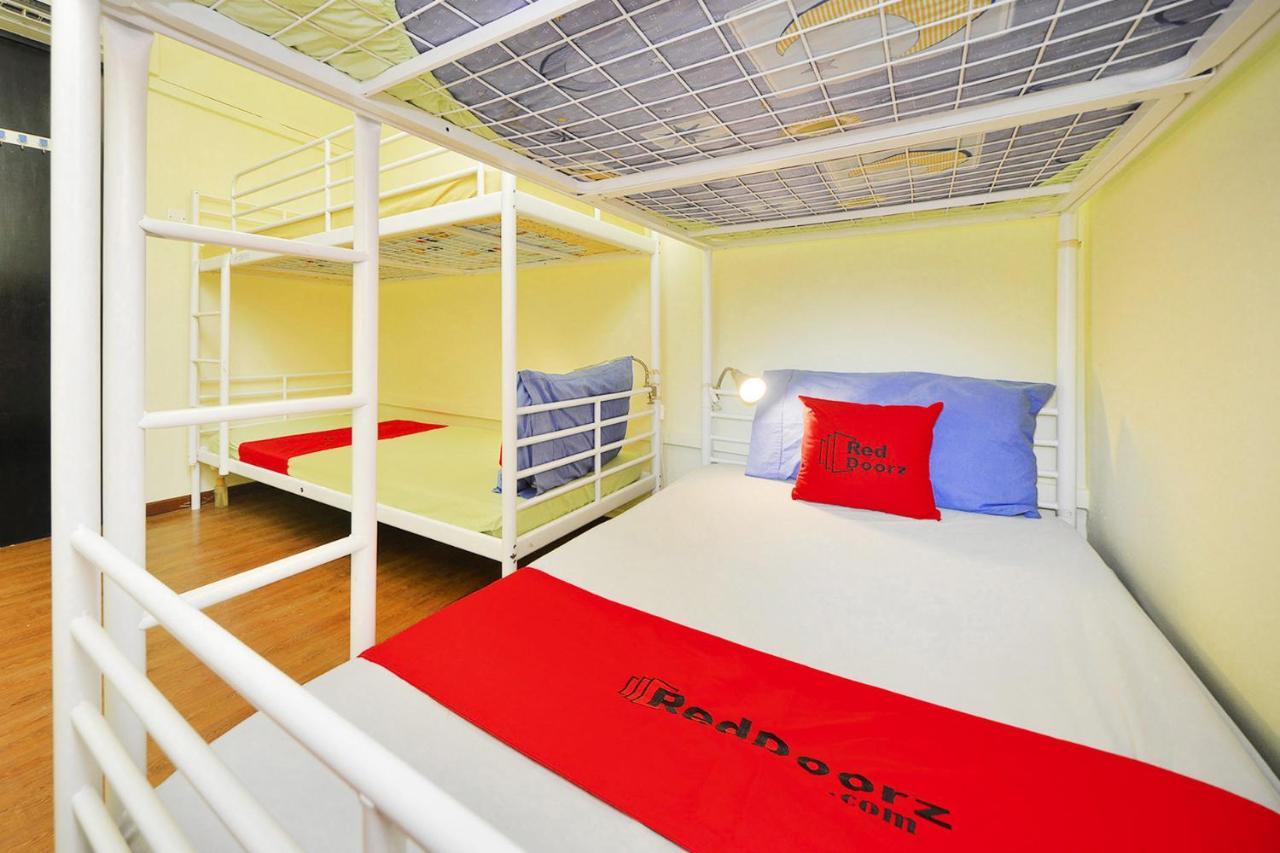 Reddoorz @ Clarke Quay Hostel *