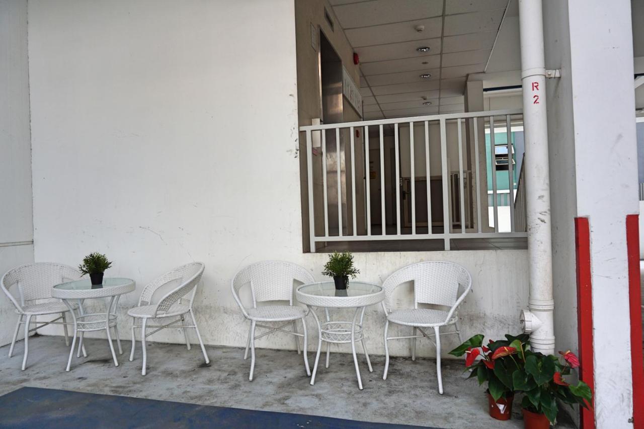 Hotel 38 Geylang Lorong 8 3*