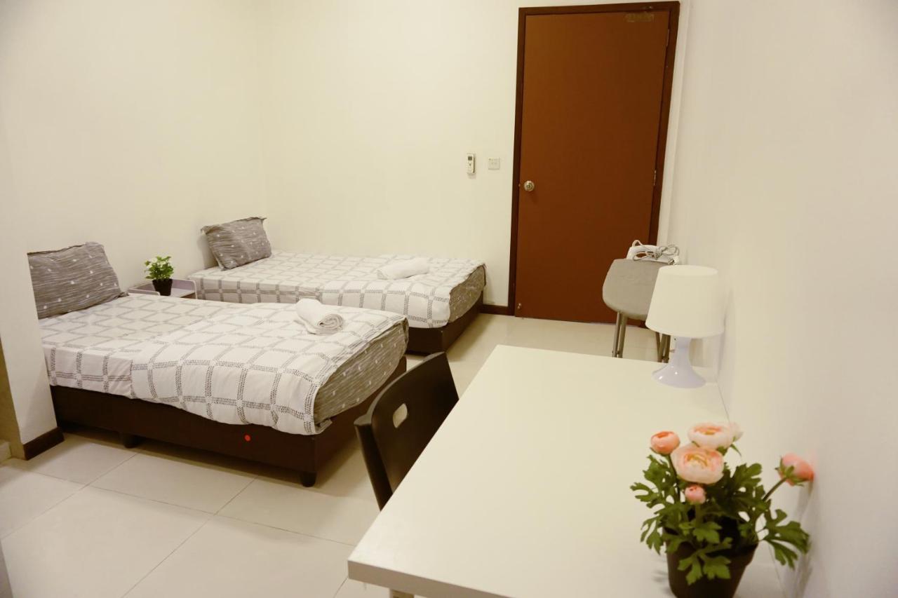 38 Geylang Lorong 8 Hotel