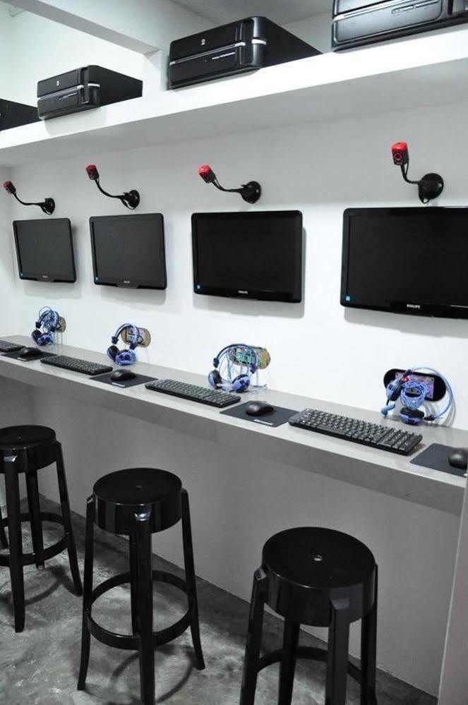 Abc Premium Capsulehotel