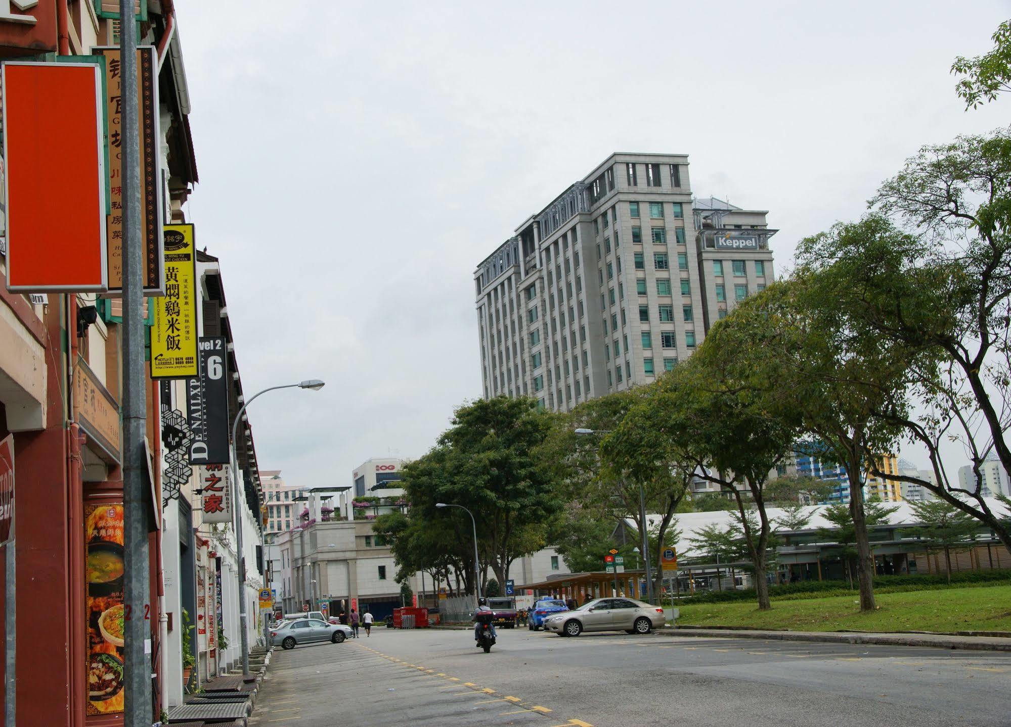 Lion Peak Bugis