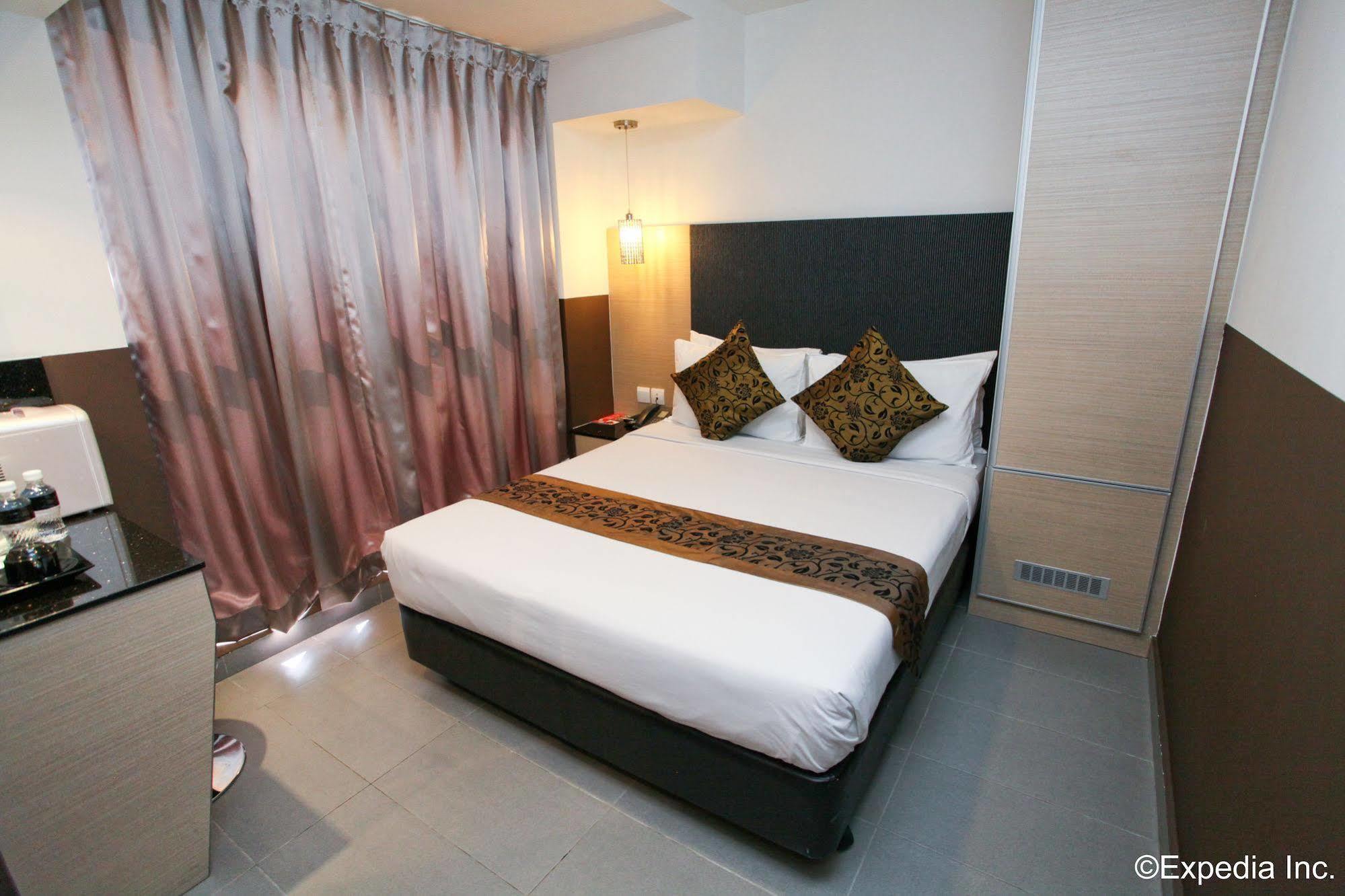Hotel Lion Peak Bugis Singapore