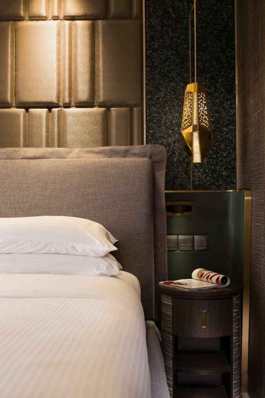Jen Tanglin By Shangri-la Singapore