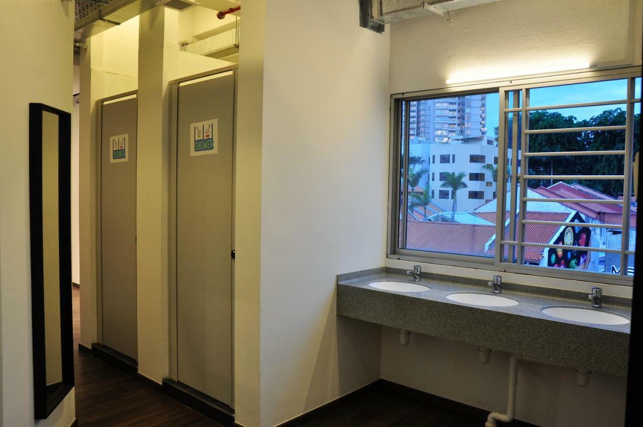 Capsulehotel Beary Best! Kampong Glam 2*