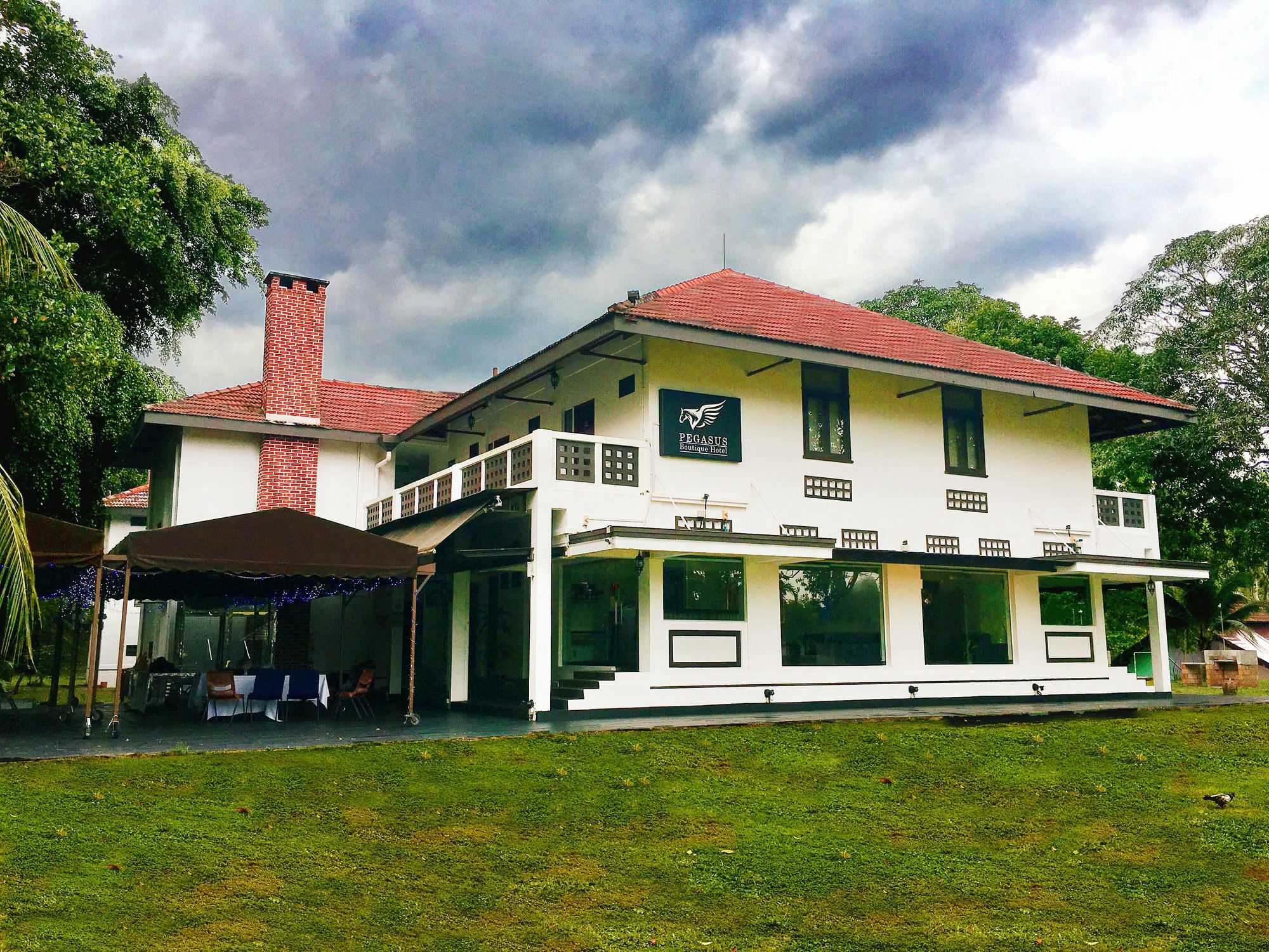 Pegasus Hotel