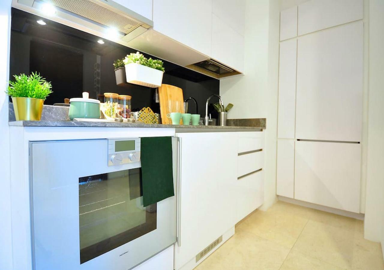 Luxury 2br Business Executive Apartment