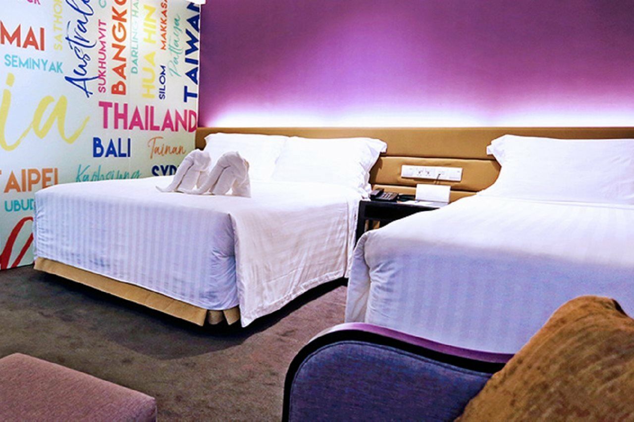 Furama Centre 4*