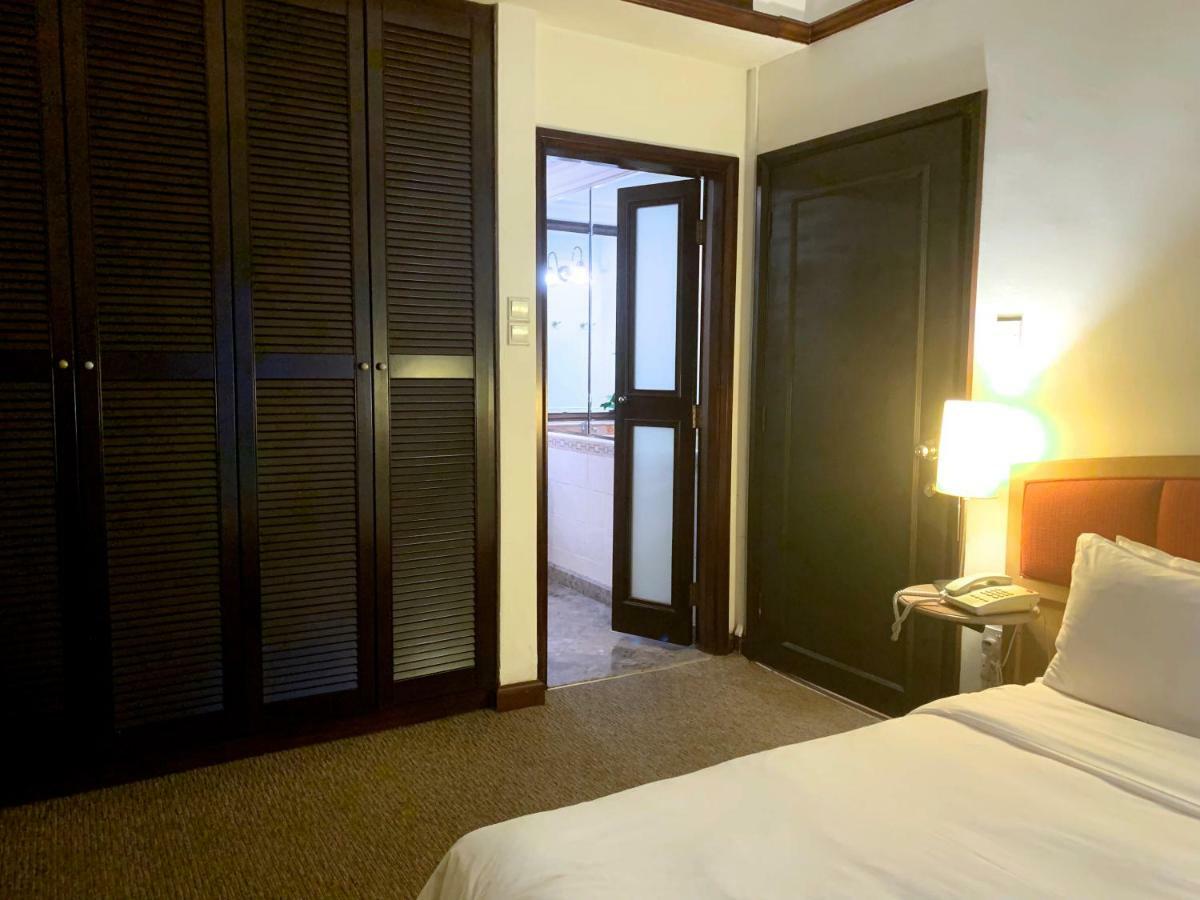 Orange Grove Service By St Residences