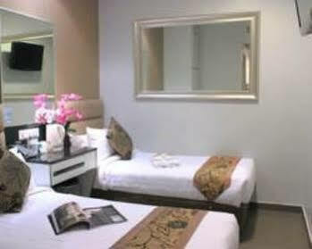Hotel Ibis Budget Bugis 2*