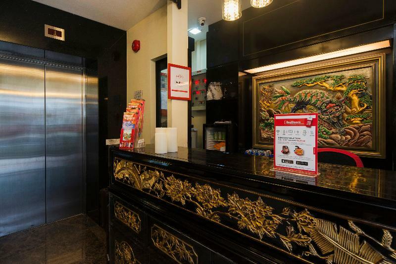 The Snooze Marine Parade Hotel 3*