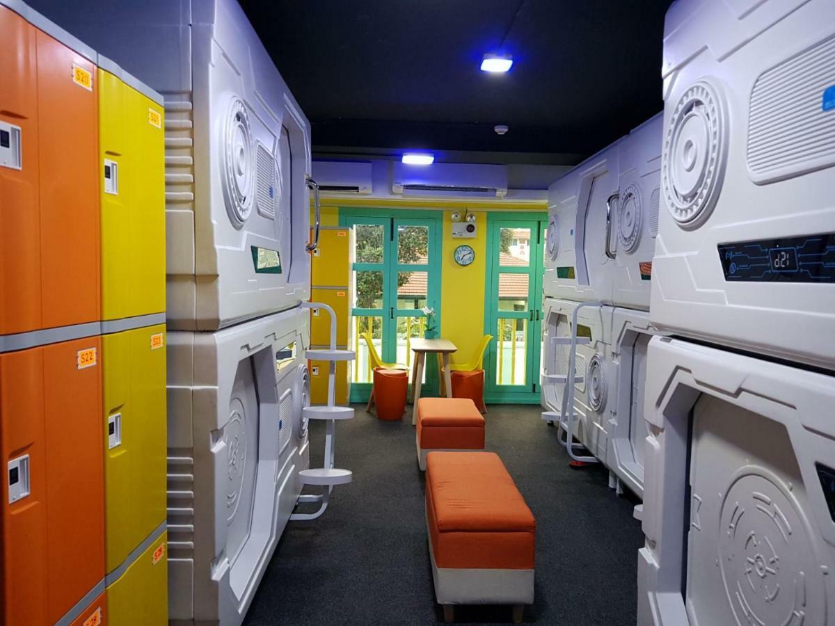 Galaxy Pods @ Chinatown Capsulehotel