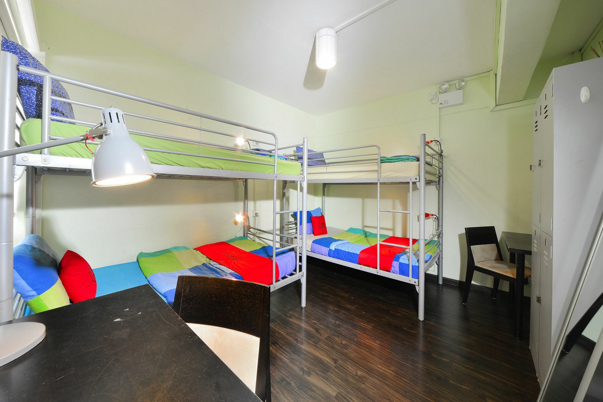 Hotel Reddoorz Near Kampong Bahru Road *