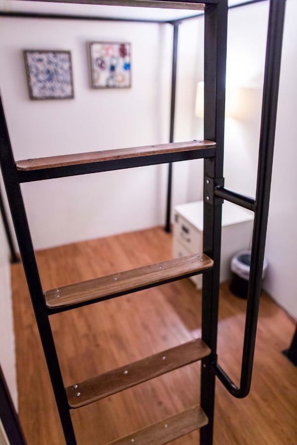 Capsulehotel Jamilla Boutique 2*