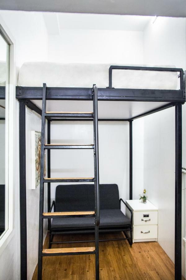 Capsulehotel Jamilla Boutique
