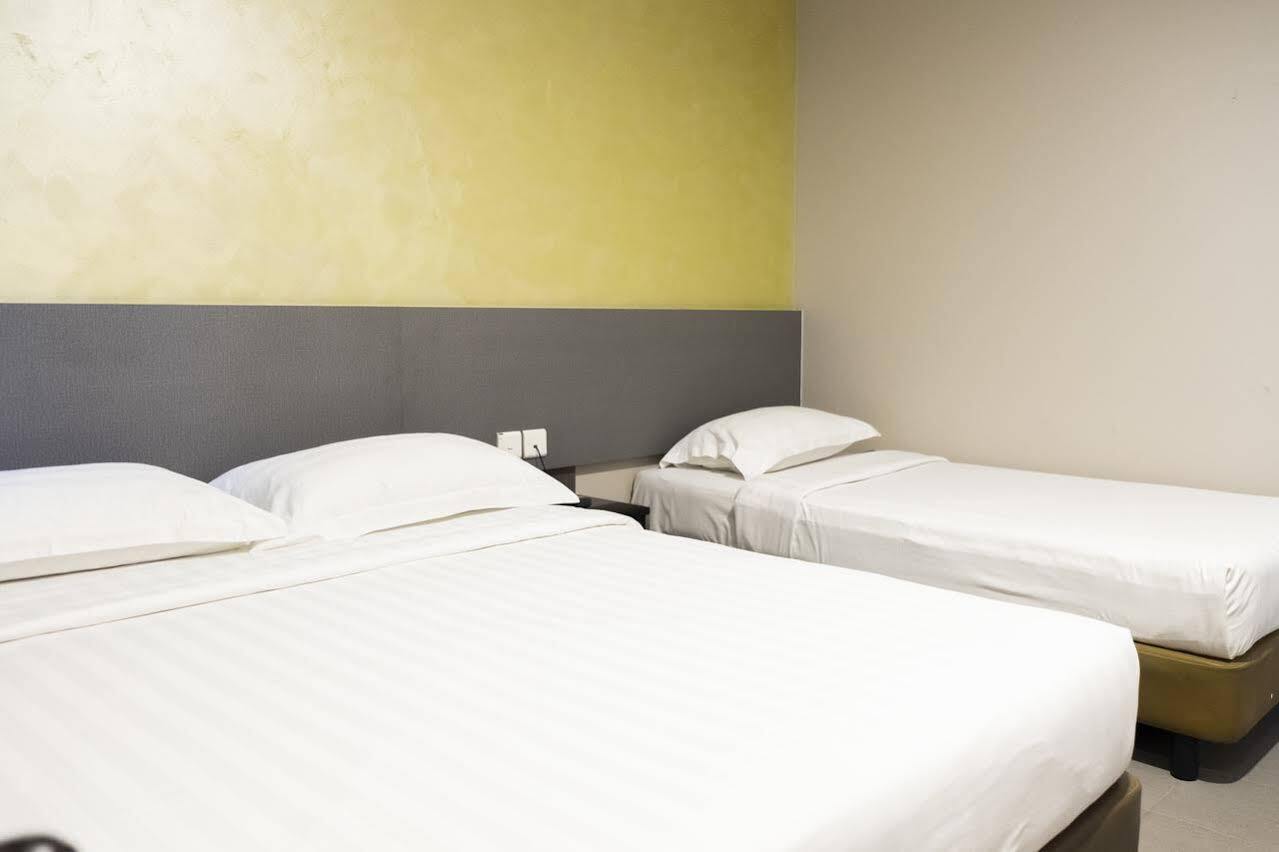 Ibis Budget Sapphire Singapore