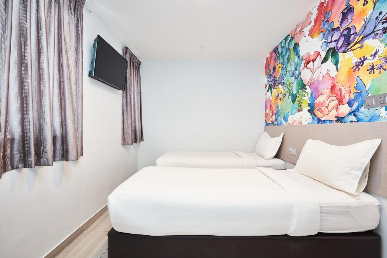 Ibis Budget Selegie Hotel 3*