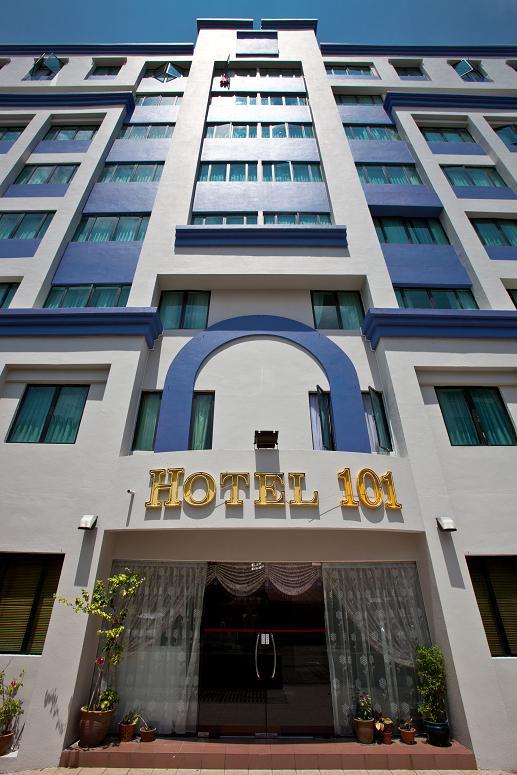 Yaju Hotel