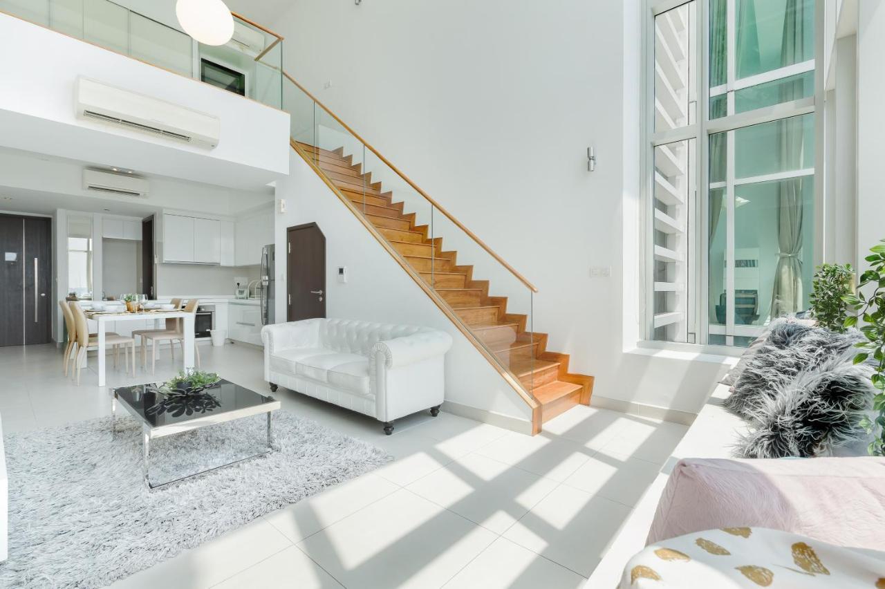 Executive Modern Loft Apartment Singapore