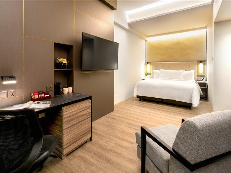 Novotel On Kitchener Hotel