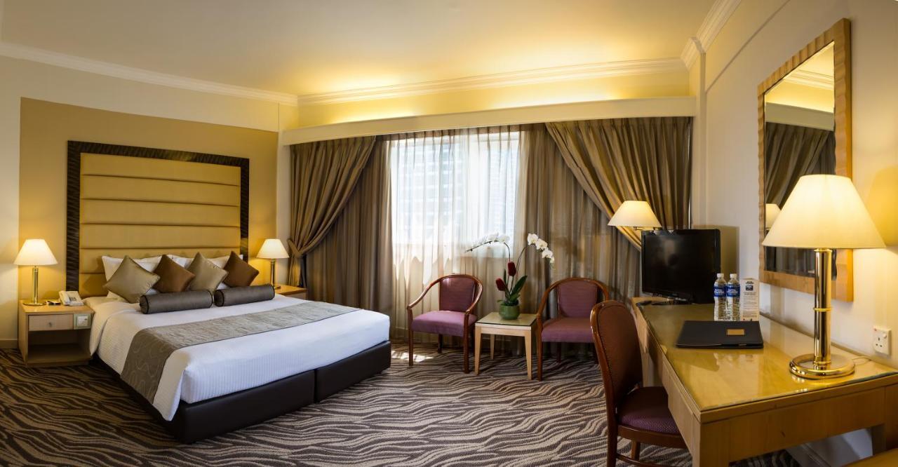 Miramar Hotel 4*