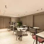Hotel Calmo Bugis