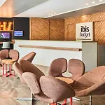 Ibis Budget Singapore Pearl
