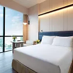 Momentus Hotel Alexandra