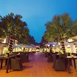 Village Hotel Albert Court By Far East Hospitality