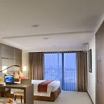 Somerset Liang Court Singapore