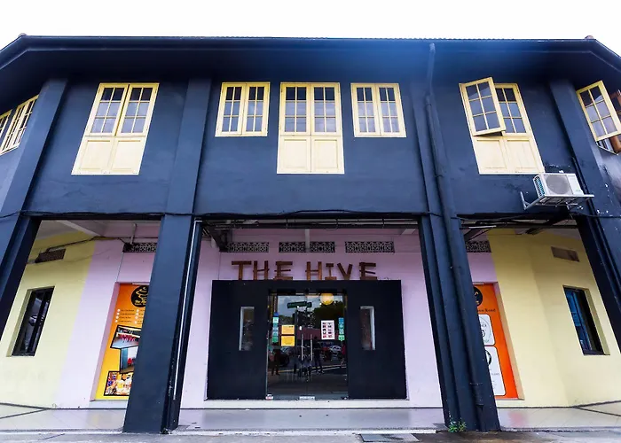 The Hive Singapore Hostel