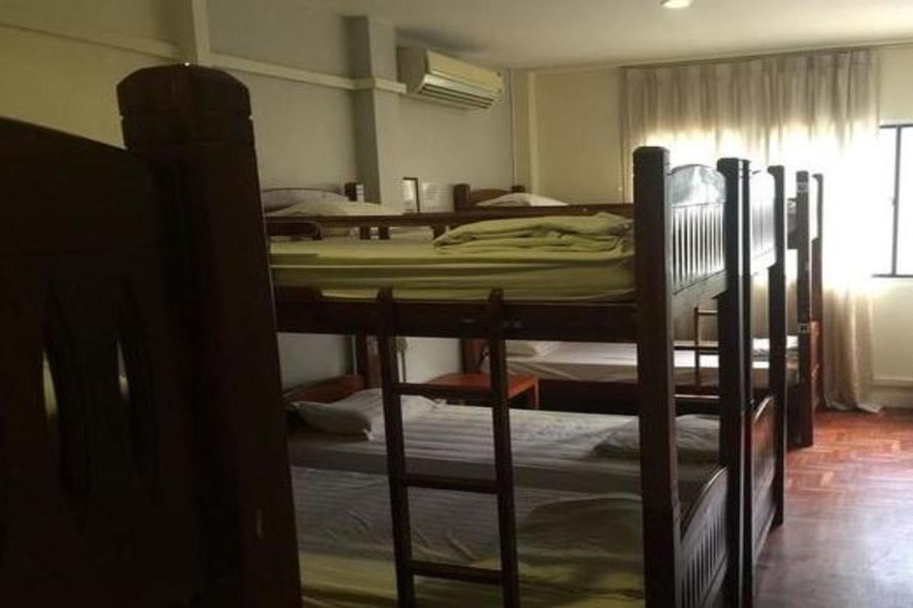 Mercury Backpackers Singapore