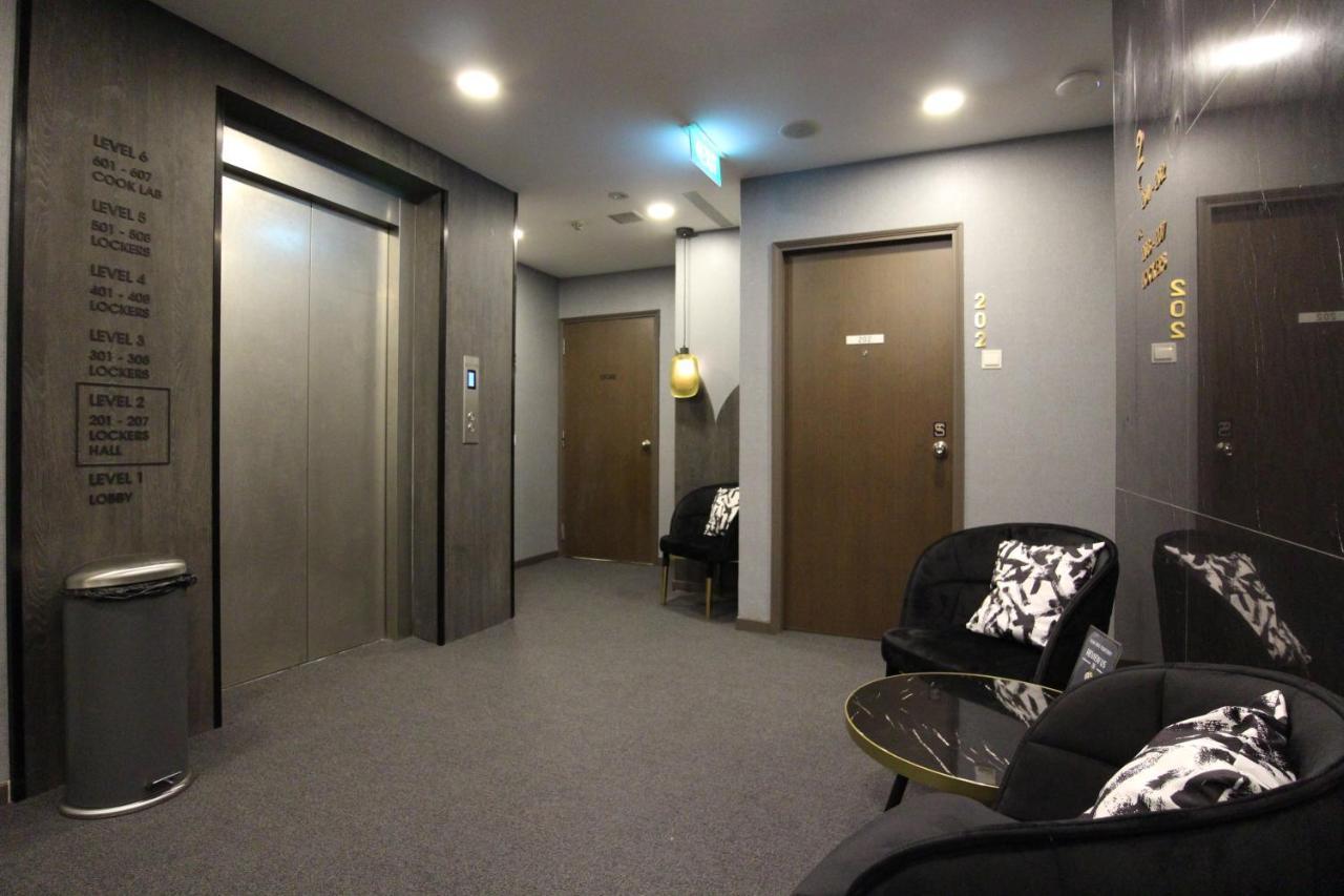 St Signature Bugis Beach, Dayuse, 8-9 Hours, Check In 8am Or 11am Hotel Singapore
