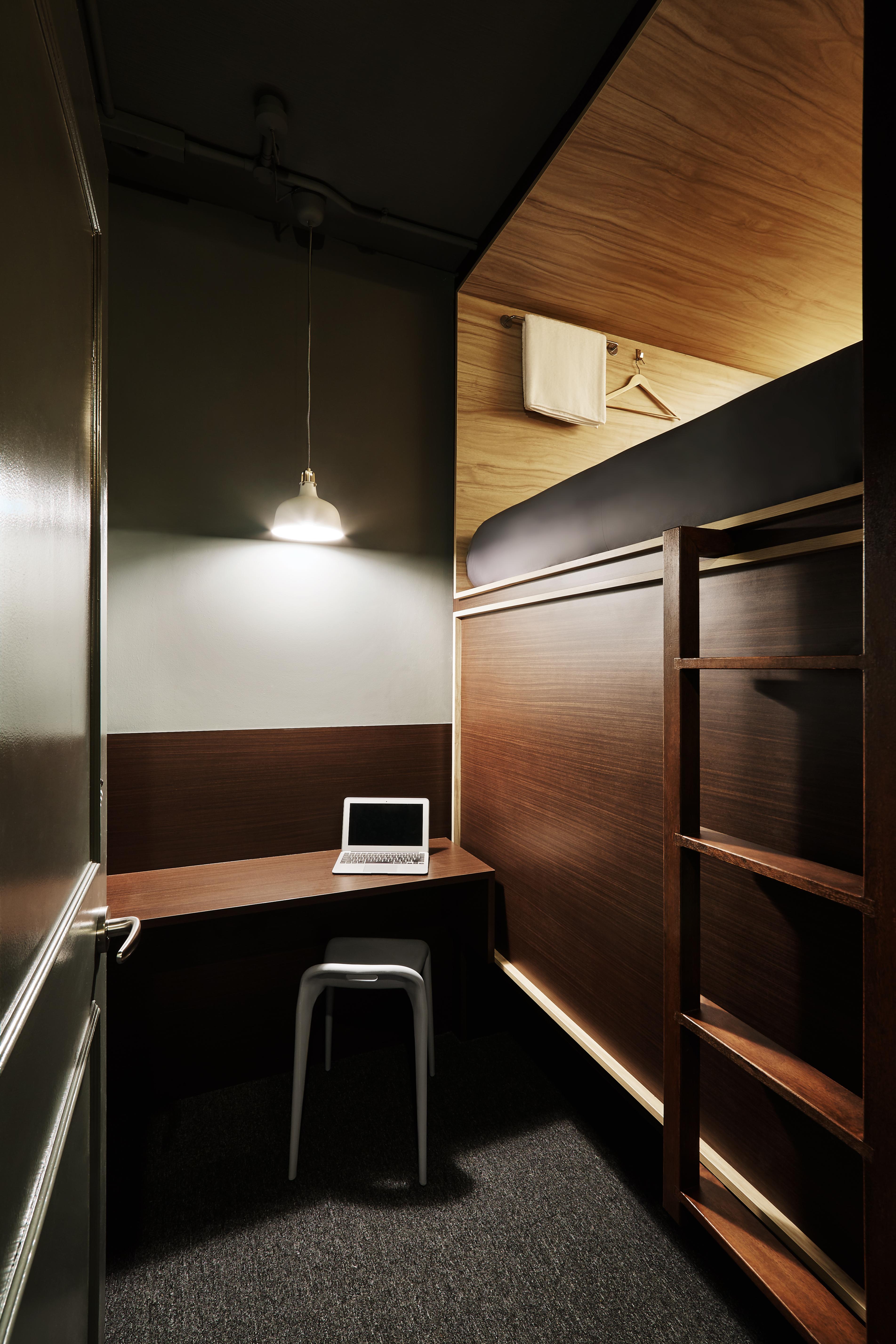 Capsule hotel The Pod At Road Boutique Capsule
