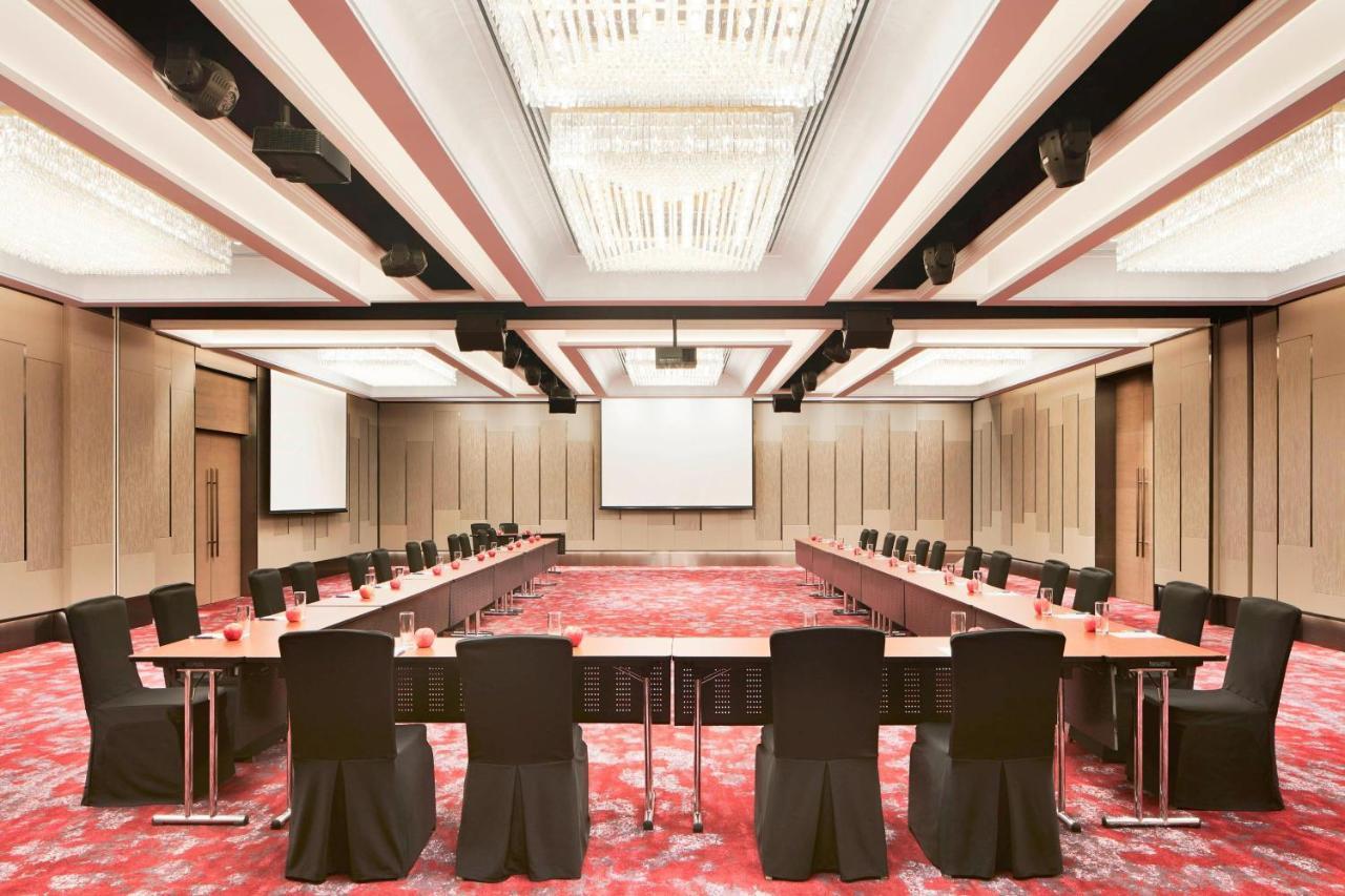 Hotel Sheraton Towers 5*