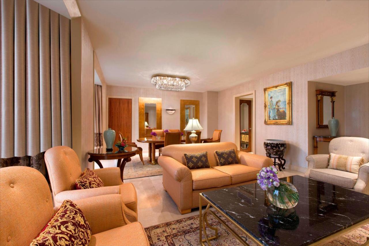 Sheraton Towers 5*