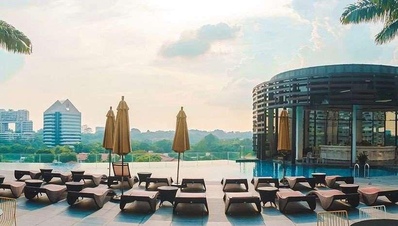 Momentus Alexandra Hotel Singapore