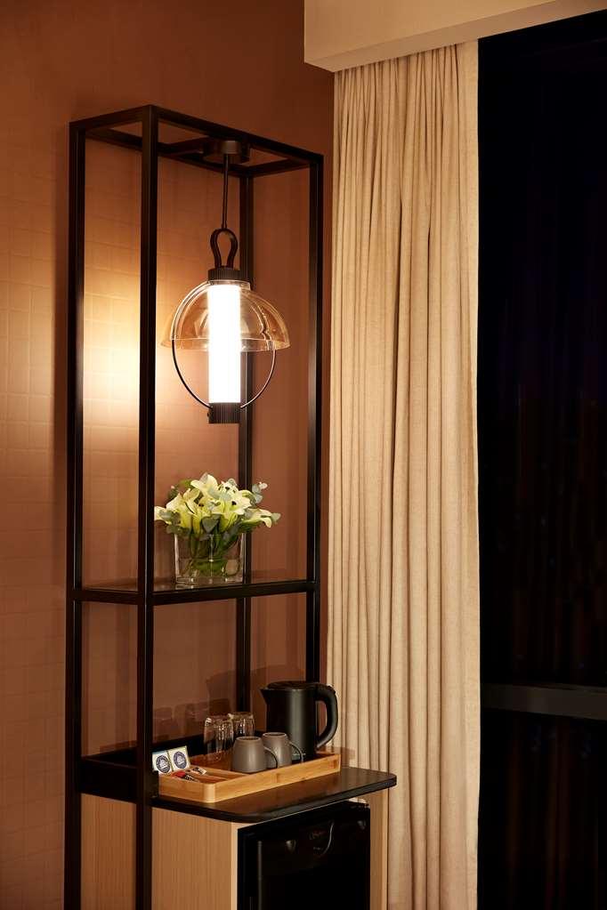 Hotel Momentus Alexandra Singapore
