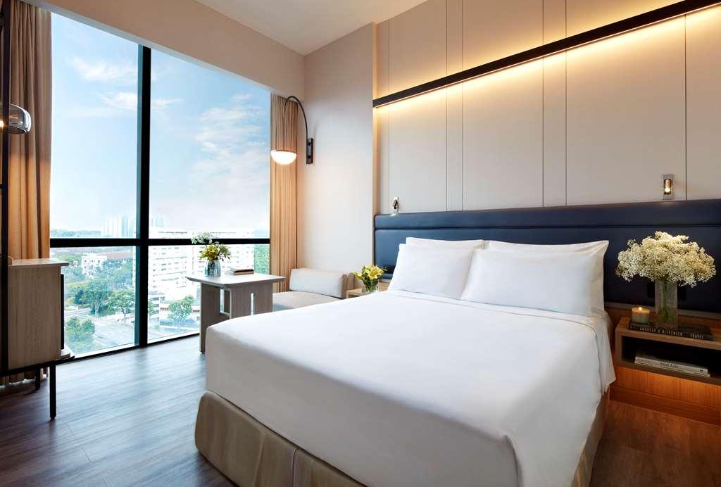 Hotel Momentus Alexandra