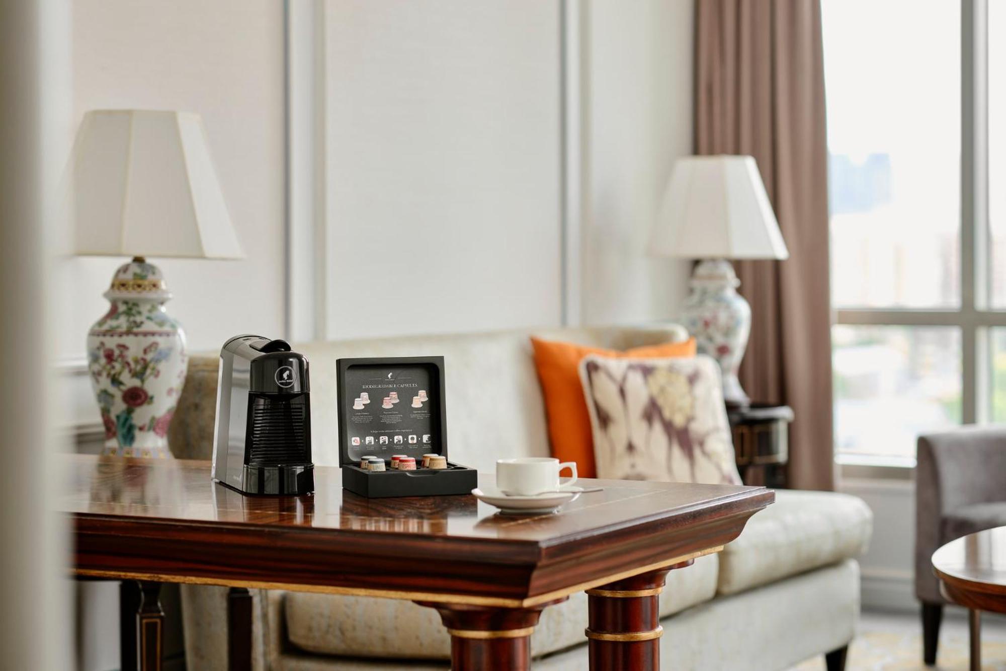 Intercontinental By Ihg Hotel Singapore