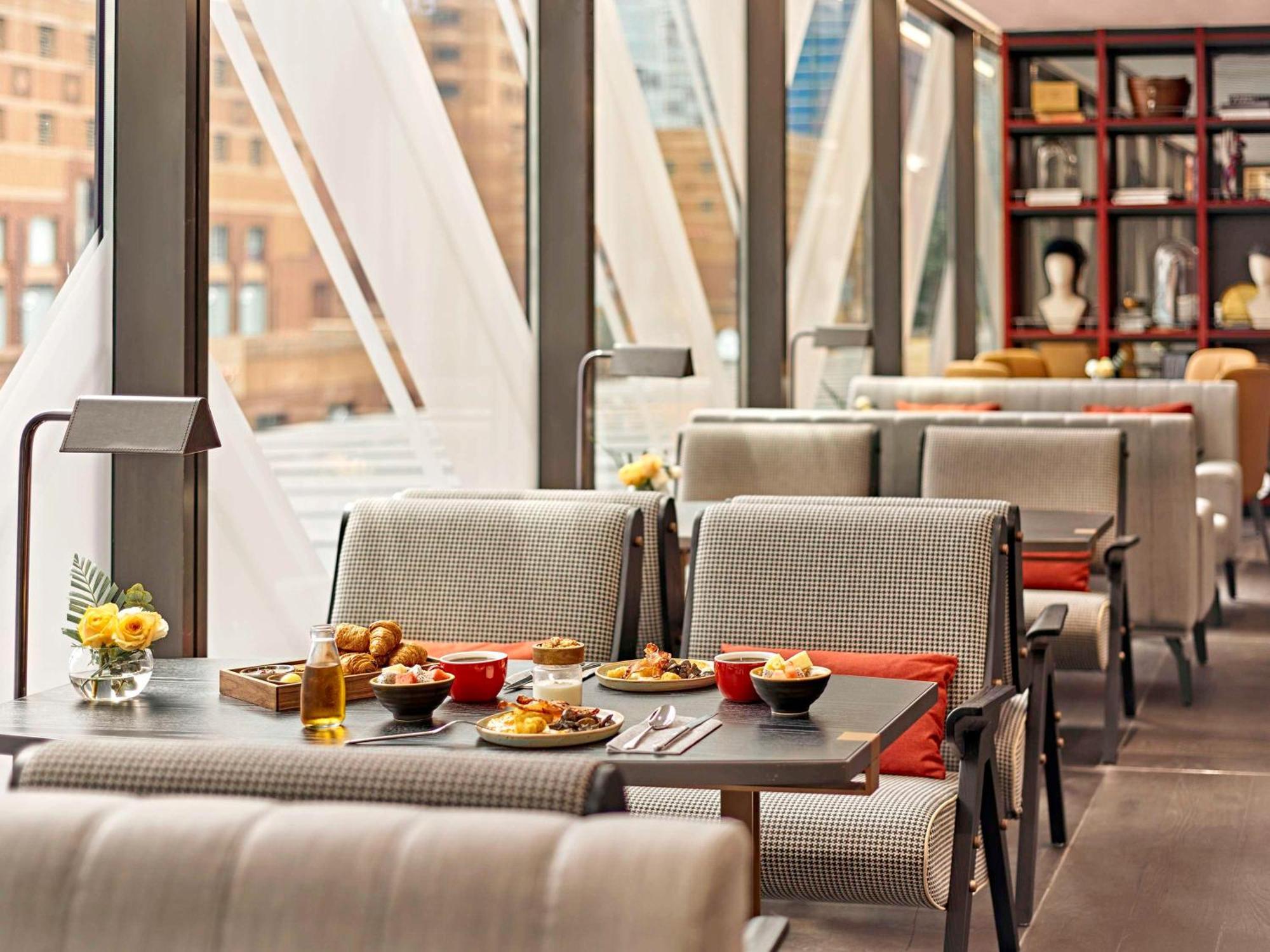 Pullman Orchard Hotel Singapore