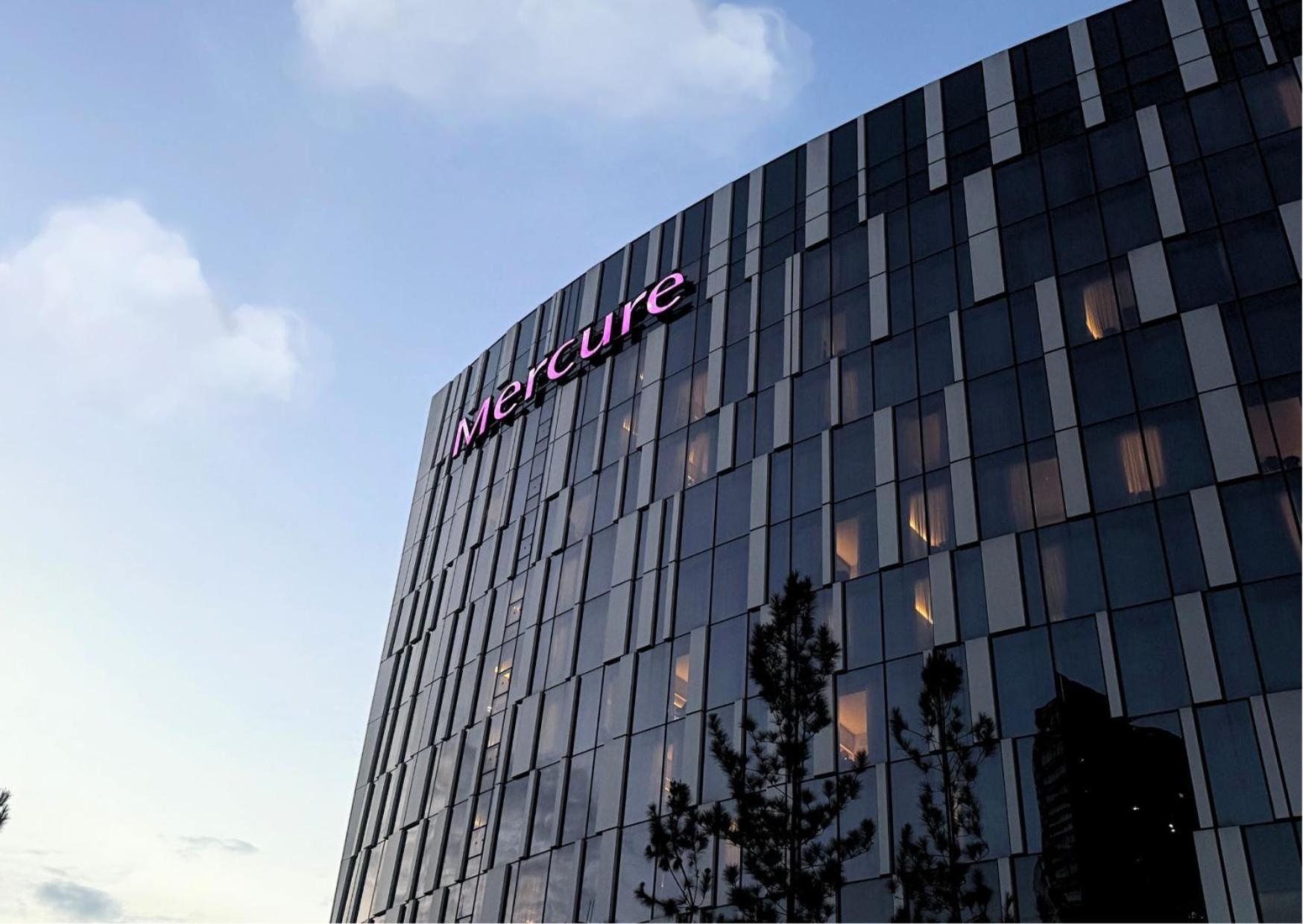 Mercure On Stevens Hotel Singapore