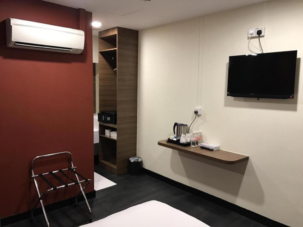 Hotel L @ 51 Desker Singapore