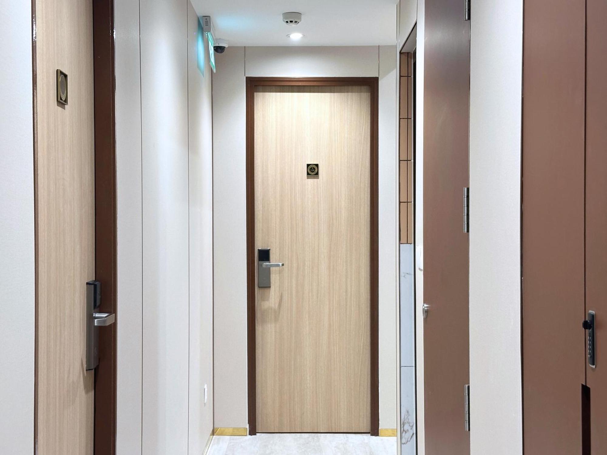 Hotel Nest 3*