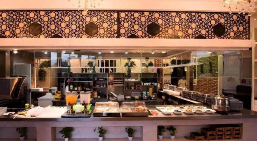Aqueen Heritage Little India 3* Singapore