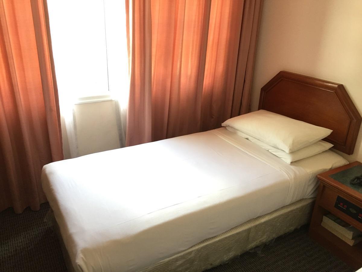 Hotel Penta 3*