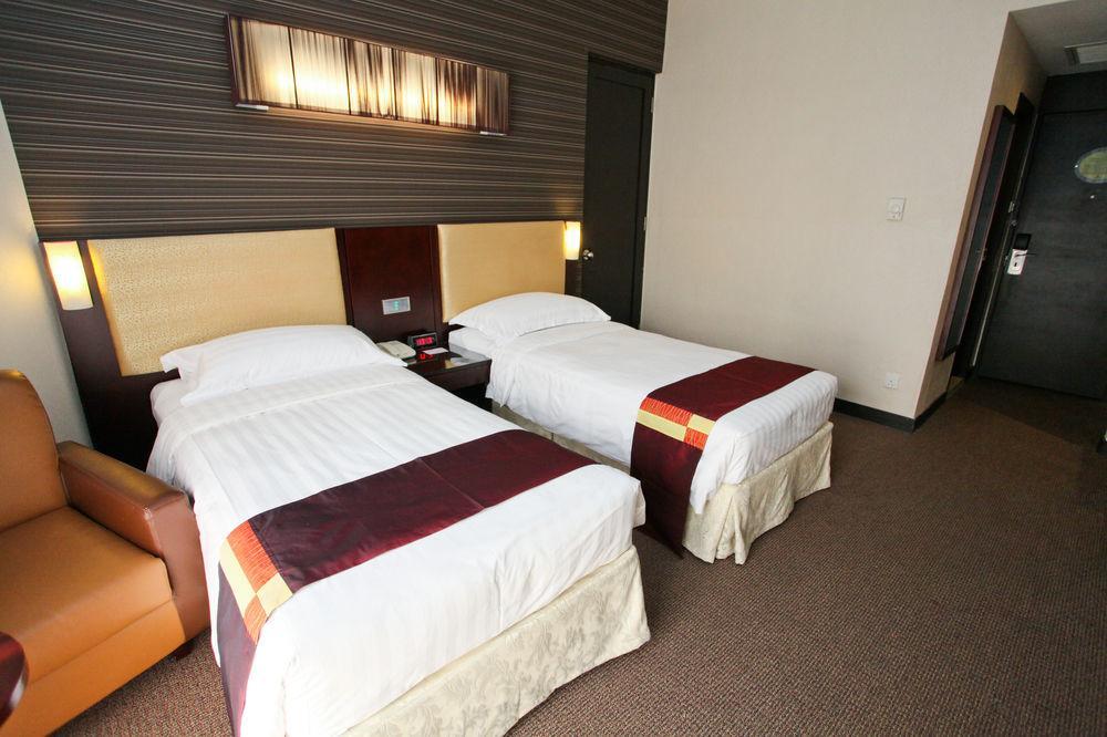 Royal Queens Hotel