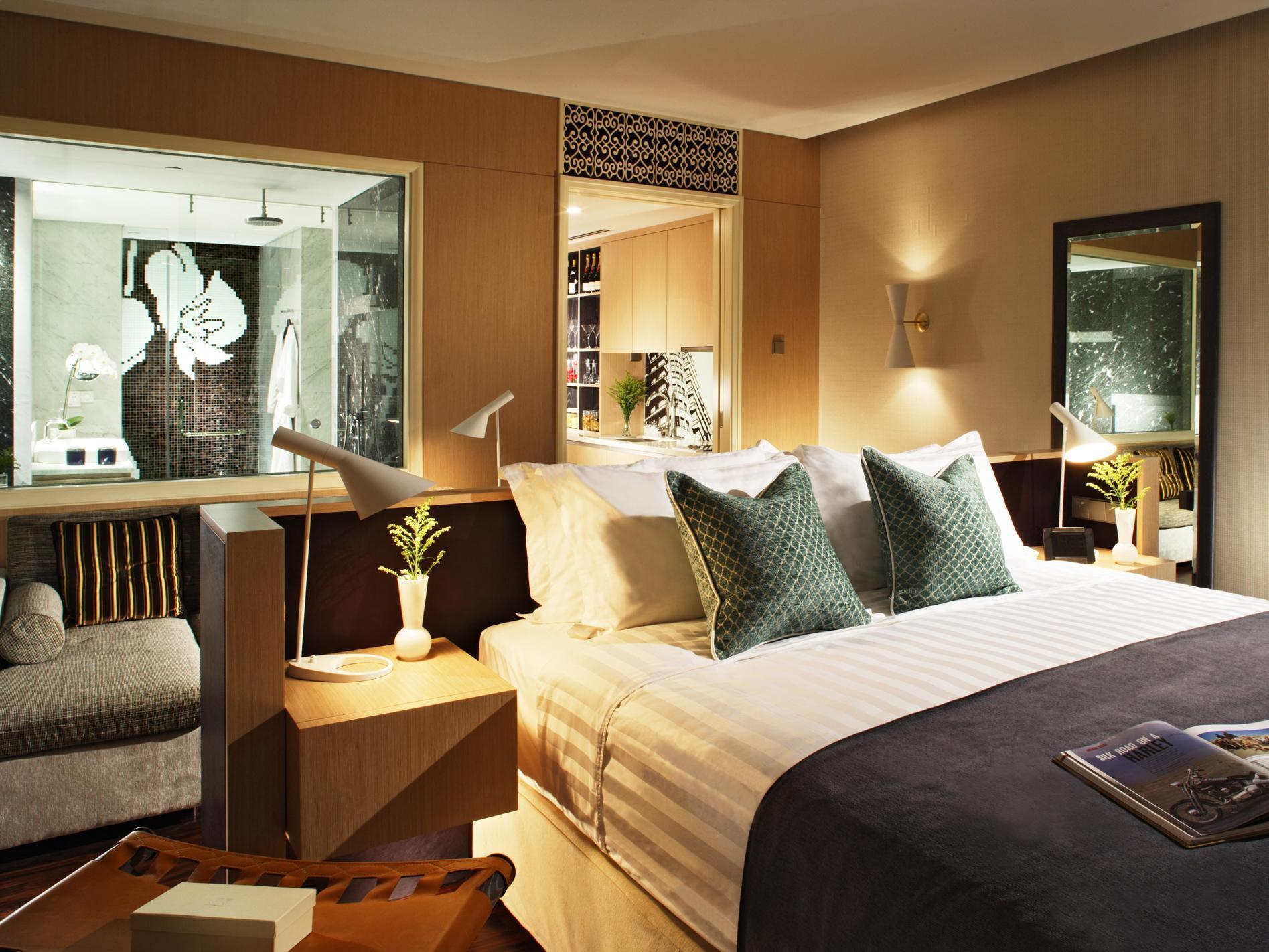 Ascott Raffles Place Hotel 5*