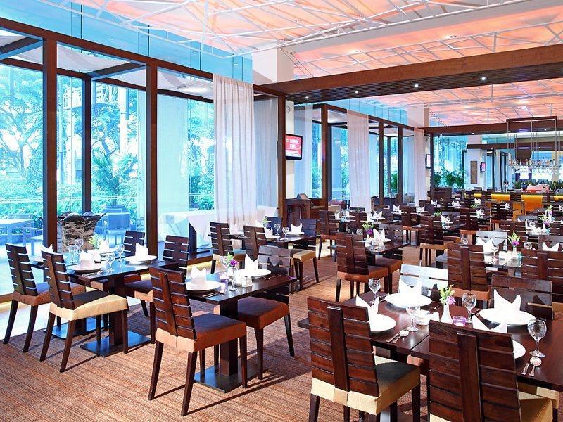 Hotel Park Regis By - Newly Renovated Singapore