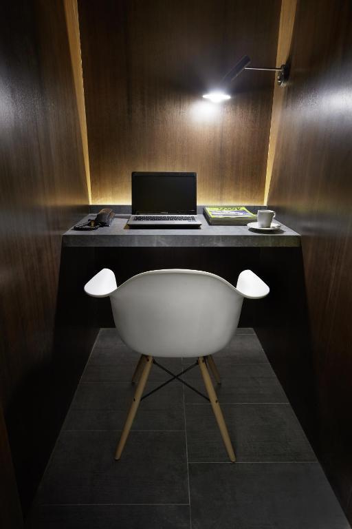 The Pod At Road Boutique Capsule Capsule hotel 2*